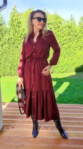 Sukienka koszulowa rozpinana midi zakończona falbaną bordowa