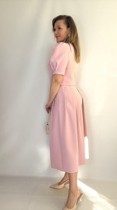 Elegancki komplet spódnica midi + bluzka z bufkami puder róż