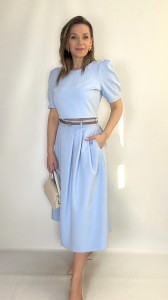 Elegancki komplet spódnica midi + bluzka z bufkami błękitna